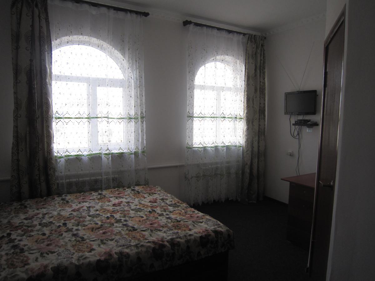 Hotel Aknur Beyneu Exteriör bild